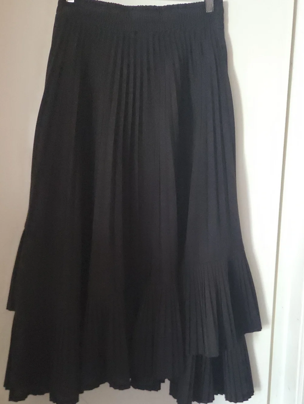 Black Pleated Tiered Women's Skirt